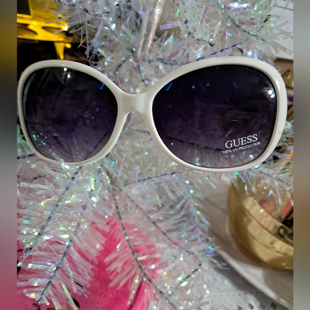 Guess White and Black Sunglasses